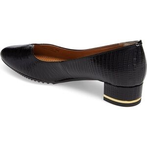 J.Renee Black Textured V-Neck Ballet Flats